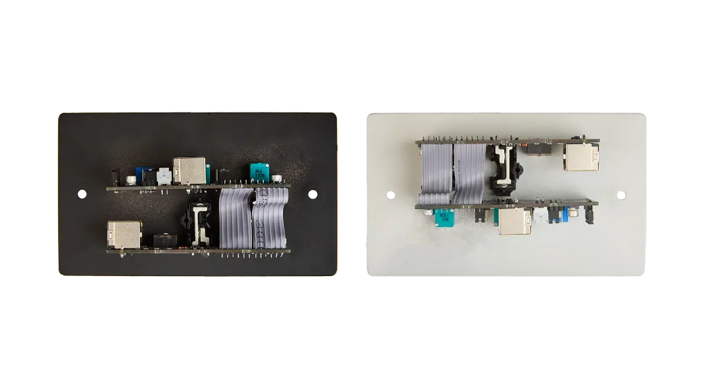 lm-2x_rear_cms.webp