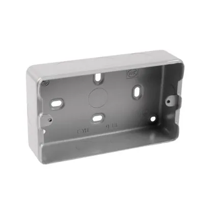 Cloud, BB960011 - 35mm Metal UK dubbelbox opbouw grijs