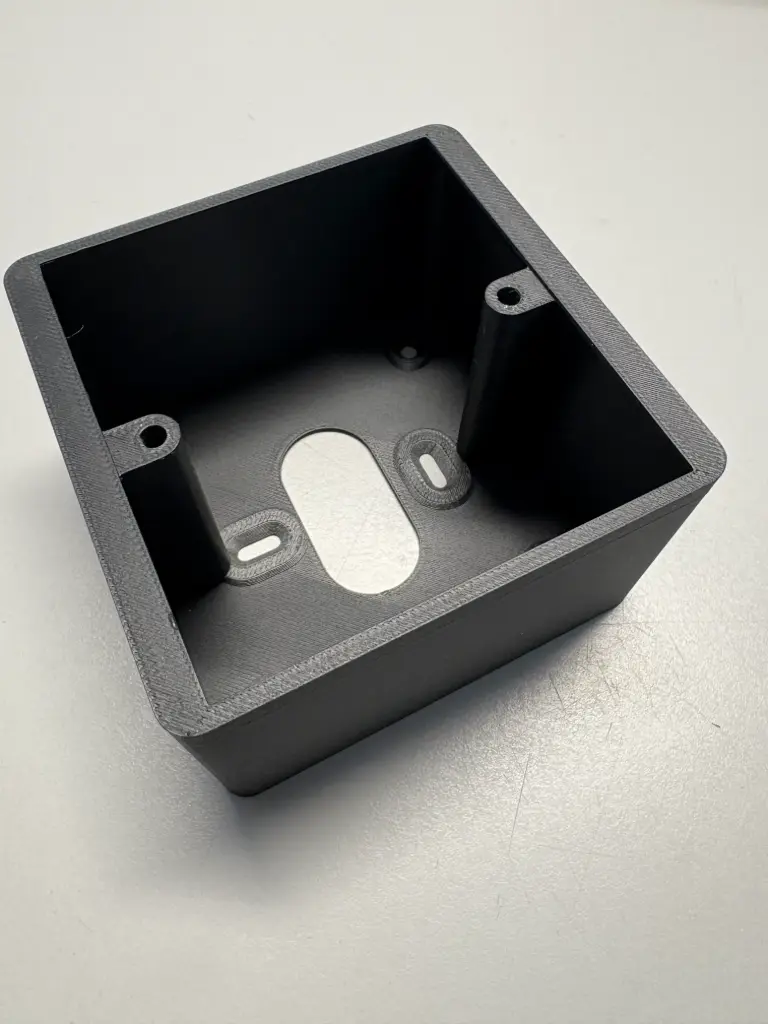 AMC, BBS-VC-B - Back Box Surface Volume Level Control Black